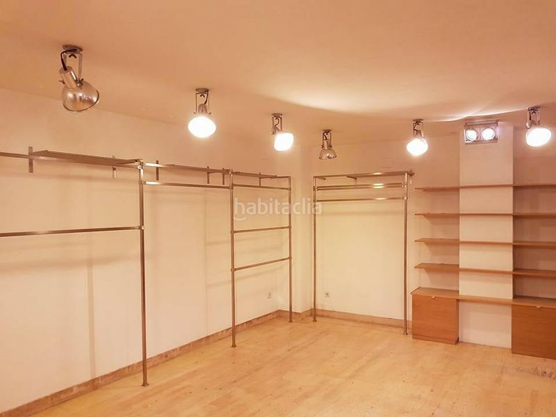 Foto 39c46322-59fe-4b1b-855a-e92dd148bd0d. Local comercial a Centro Laredo