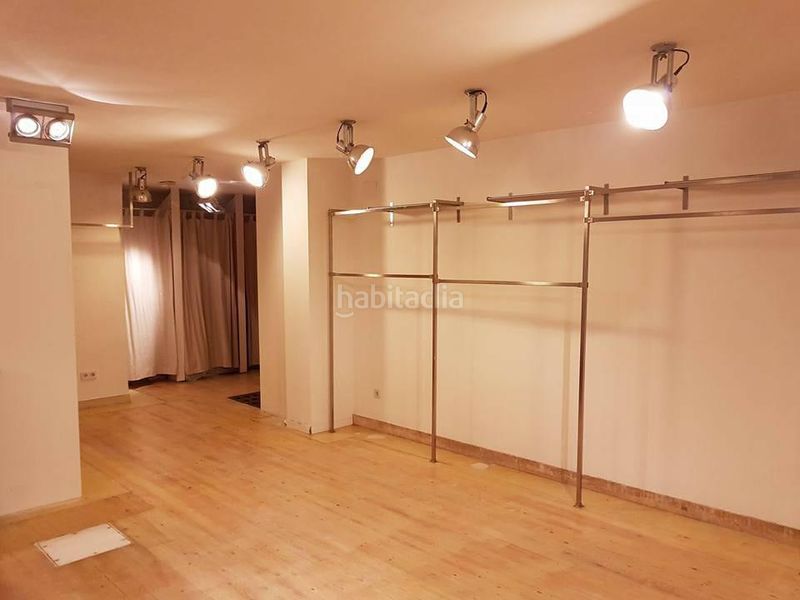 Foto b7daa327-3953-4834-a354-fe22d56daca9. Local comercial a Centro Laredo