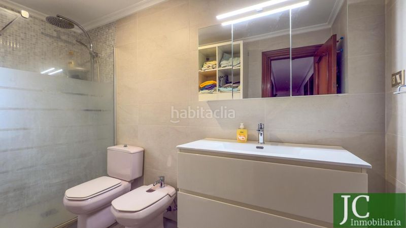 Foto 2a08e8df-0567-4dec-b3dd-86f94ebee075. Casa amb calefacció aparcament a El Callejo - La Pesquera - La Arenosa Laredo