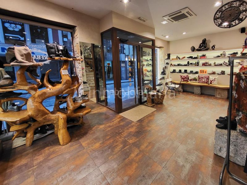 Foto 7e044a08-67e8-4e61-ac4e-1d0bf901d269. Local comercial a Centro Laredo