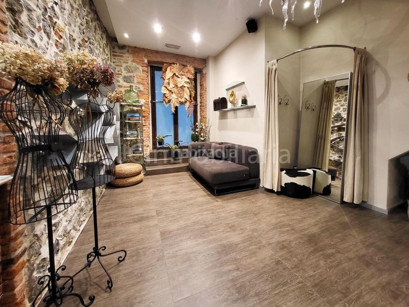 Foto dd22875b-aaad-4a41-a9d1-62b076d781f5. Local comercial a Centro Laredo