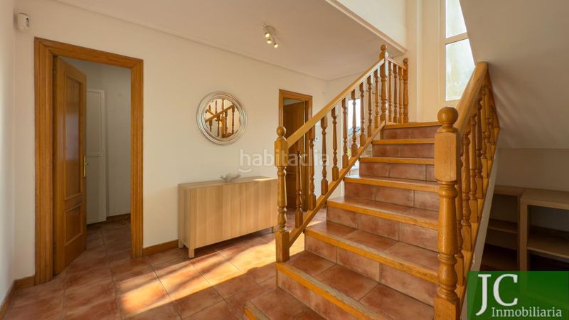 Foto 05a393c6-963a-4b1b-80ba-c267dae583f4. Casa amb calefacció aparcament a Limpias