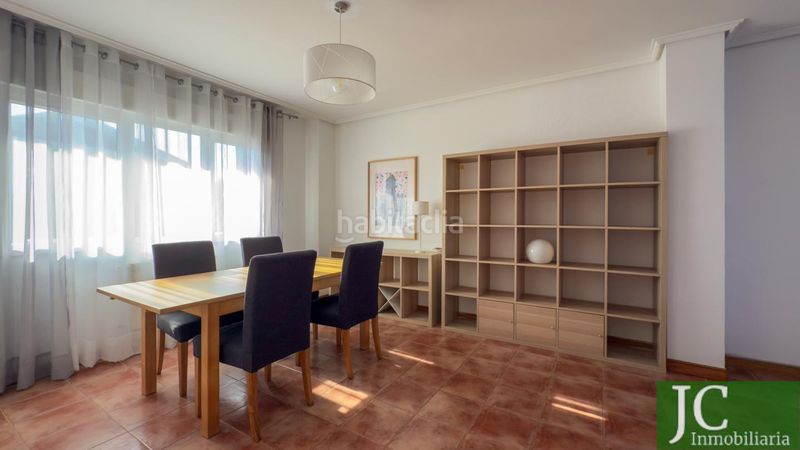 Foto 360b1308-506c-4d49-93d5-7a8f9e72fe8e. Casa amb calefacció aparcament a Limpias