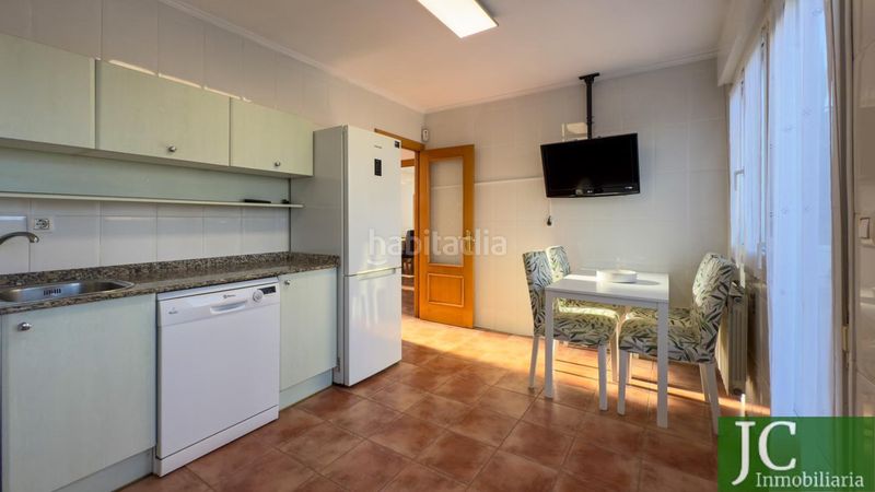 Foto d2678547-7810-4951-bae6-0a8f266004e9. Casa amb calefacció aparcament a Limpias