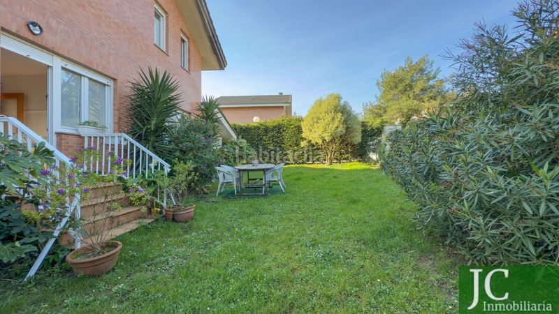 Foto f29c618d-a6a1-46f8-adc4-1240c7043605. Casa amb calefacció aparcament a Limpias