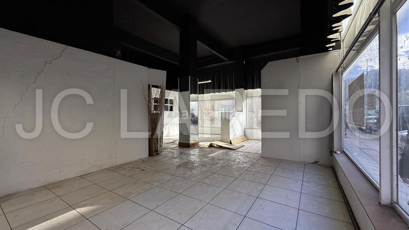 Foto f619fa72-1f33-4591-9eb4-da718dfa7ae4. Local comercial  Centro 480m2 en Laredo
