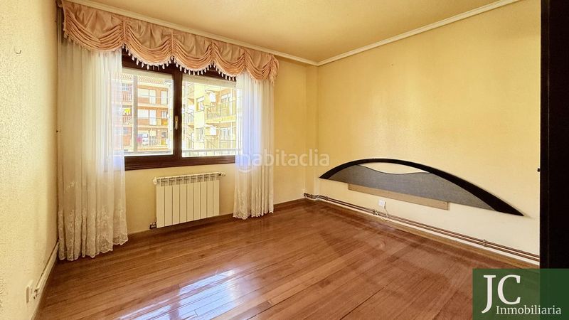 Foto 69ef1beb-bbfb-43d9-8d2e-2d0444ca1a8a. Pis amb calefacció a Limpias