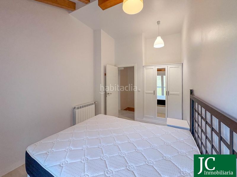Foto e453de0c-868d-4eb6-aeae-2a31dc8780c2. Casa adossada amb calefacció aparcament piscina a Arredondo