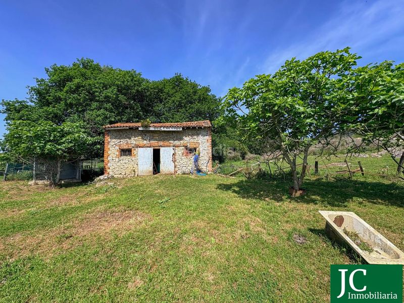 Foto 67ae2628-0be0-43a8-9055-c583d620eb8d. Masia a Argoños