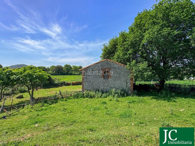 Foto 6dd73125-4137-4c0d-8ce6-31bbbd4c56a3. Masia a Argoños