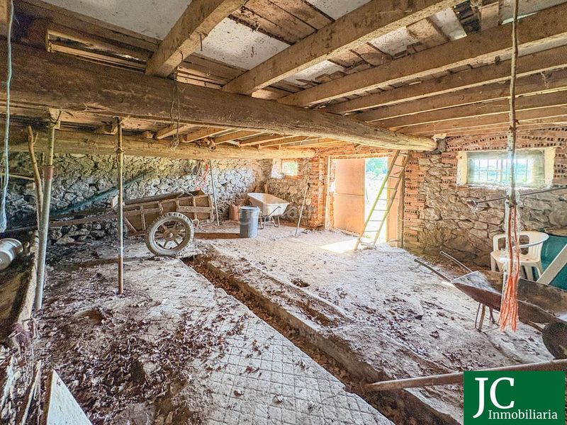 Foto e7f5c0c4-7c1e-48e5-a851-c1ea5bc8c50c. Masia a Argoños