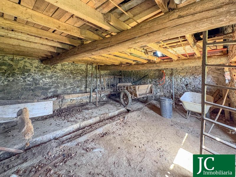 Foto eba8e4c6-17d8-4769-ba9a-5c3880a3e77e. Masia a Argoños