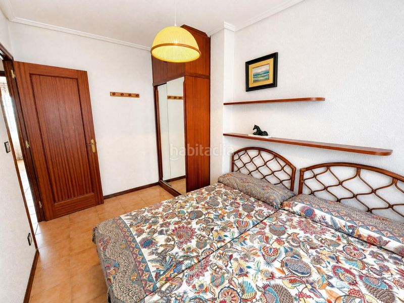 Foto a9e5b868-e66e-4bfb-a7dd-bef46038af2a. Casa adossada amb calefacció piscina a El Puntal Laredo