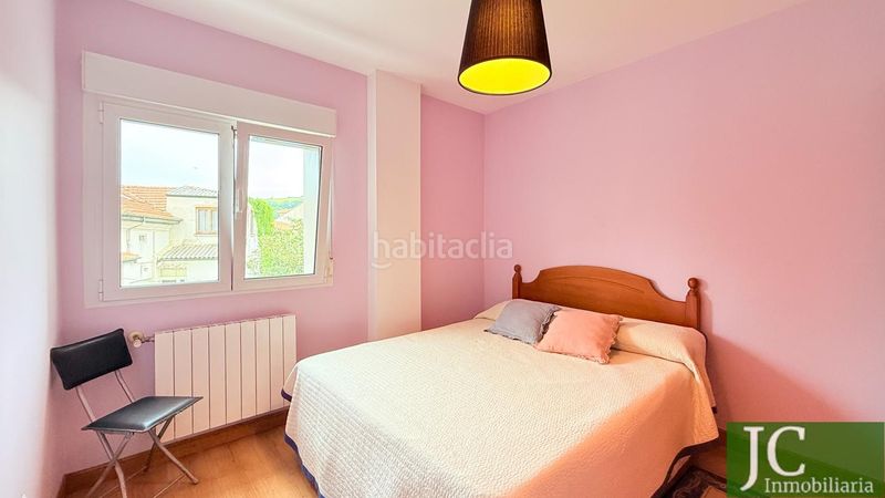 Foto c670dda3-b211-4f98-9ef7-80fc02bdc216. Pis a Colindres