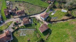 Masia a Voto. Casa rústica voto terreno 1600m2  naturaleza