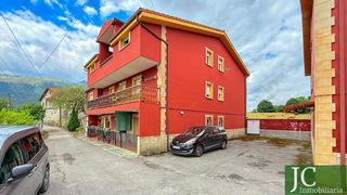 House  La sorrasa. Casa adosada de esquina  30 minutos laredo