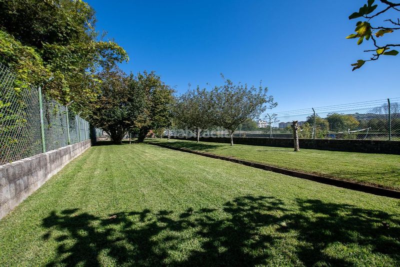 Foto cb4d5cb3-e358-48b9-b6b9-a0e639ca8676. Terreny residencial a El Callejo - La Pesquera - La Arenosa Laredo