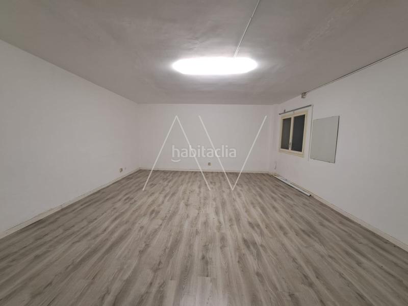 Foto 77cbc263-b90e-4033-a7c6-1856cf5686ac. Lloguer oficina a Besòs - Maresme Barcelona