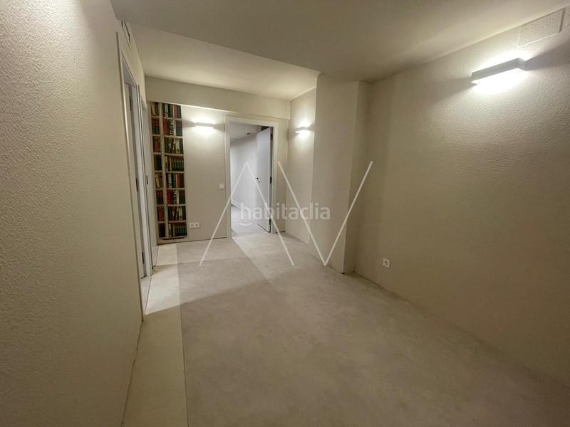 Foto 1bd2268e-d243-4afc-8be0-d191fc5fb977. Local comercial en Barri de les Corts Barcelona
