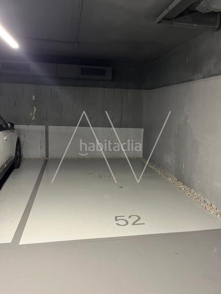 Foto c8aba29b-2887-4f21-ab9b-8593169dd131. Posto auto in Poblenou Barcelona