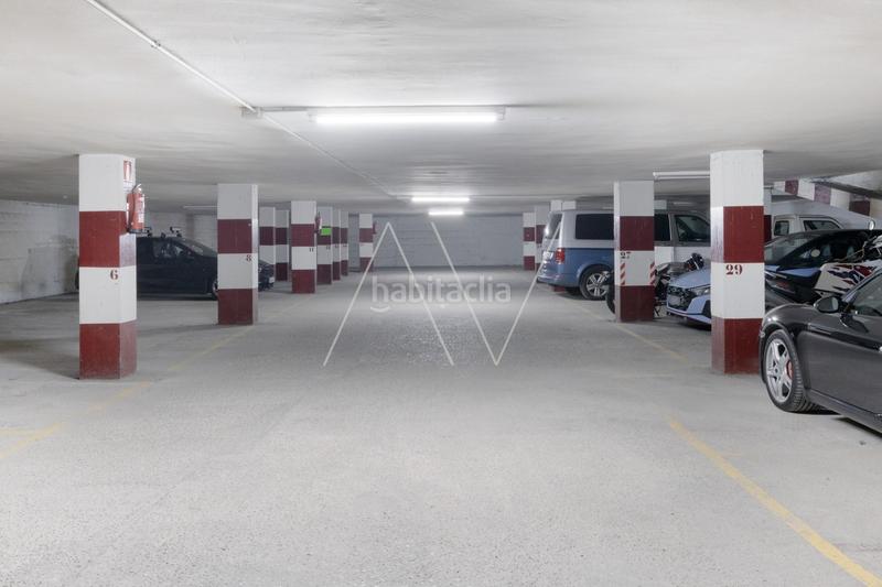 Foto 159d3264-0034-4d6c-80f0-b28f5951d224. Parking coche en Centre Sant Just Desvern