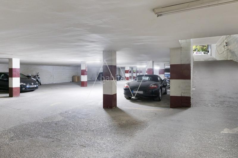 Foto 1db30353-71b0-49a6-b03e-439bffd49c20. Parking coche en Centre Sant Just Desvern