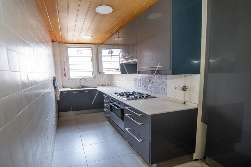 Foto 5456ee50-3b27-4897-a856-95dac24c0d22. Appartamento con parcheggio in Putget - Farró Barcelona