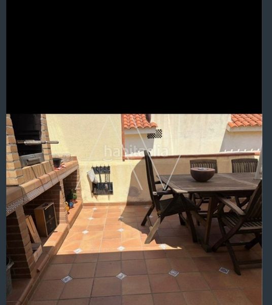 Foto 2b17d4e5-83c9-44ad-8829-fccc5a2ab794. Duplex con riscaldamento in Centre Sabadell