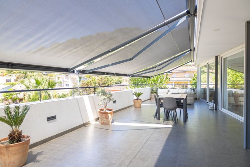 Foto ddb4e210-25b0-4cb8-b19b-0f2c8a1548ea. Maison avec chauffage parking piscine dans Cabrils