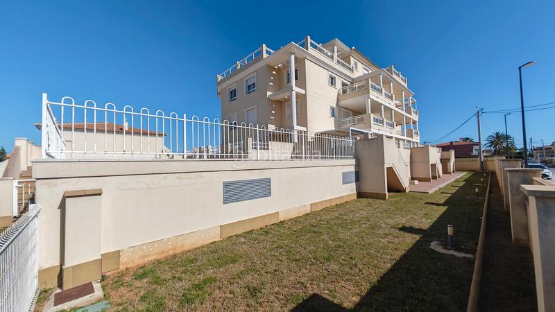 Foto 03de61f3-bc80-4ad4-b126-e3769f25e788. Apartamento en carrer del riu sallent 8b planta baja deveses denia en Dénia