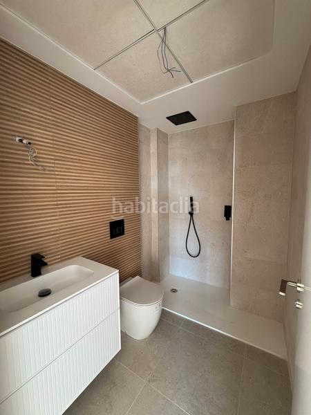 Foto 5342db36-160a-4964-ba3e-e7cb95e7fcf1. Apartament a carrer del cedre 11 a Oliva playa Oliva