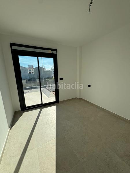 Foto 898040ca-d62e-4c43-b2ba-6debe5b71cae. Apartament a carrer del cedre 11 a Oliva playa Oliva