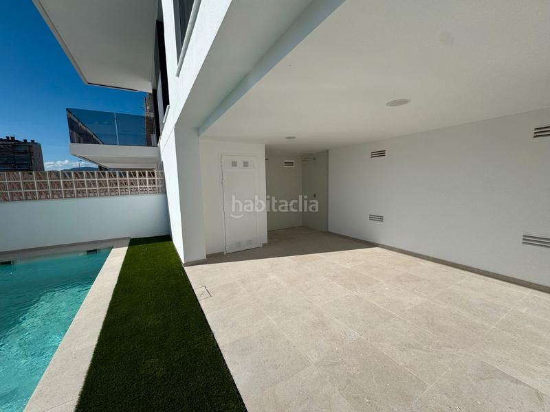 Foto d1830cc9-805c-4e65-ae43-ceee8dcc1188. Apartament a carrer del cedre 11 a Oliva playa Oliva