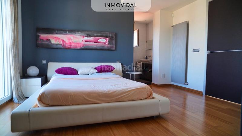 Foto 8519369d-df19-40fc-91c5-333d49287279. Chalet avec cheminée chauffage parking piscine dans Dénia