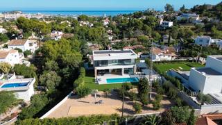 Chalet à El Montgó. Villa de lujo moderna con vistas al mar y montgo