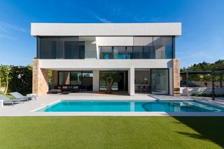 Chalet à El Montgó. Villa de lujo moderna con vistas al mar y montgo