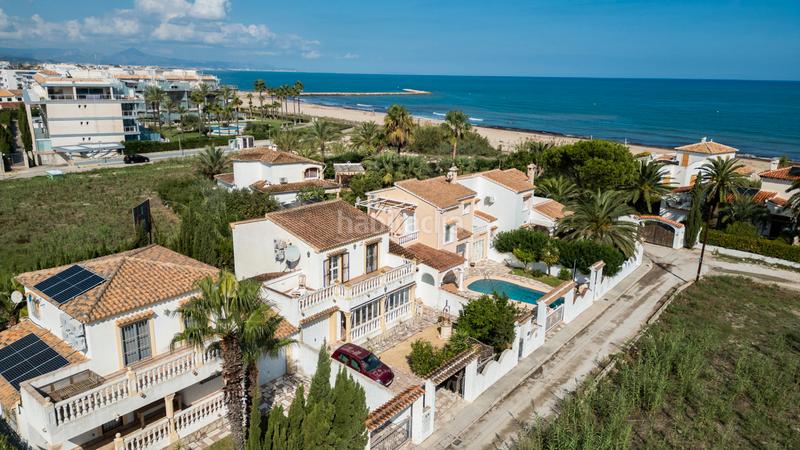 Foto 1d4fd055-186a-45db-80ae-c149176395a0. Casa adossada a carrer riu seta 1 a Devessa - Monte Pego Dénia