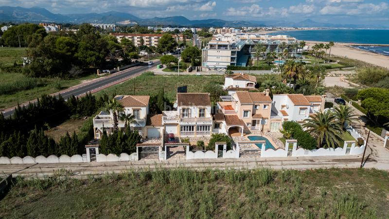 Foto 64179236-6260-4d69-8b8c-c5007a63a917. Casa adossada a carrer riu seta 1 a Devessa - Monte Pego Dénia