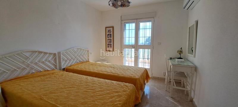 Foto d07aadf3-278e-4896-bb9e-51a41d4343cf. Casa adossada a carrer riu seta 1 a Devessa - Monte Pego Dénia