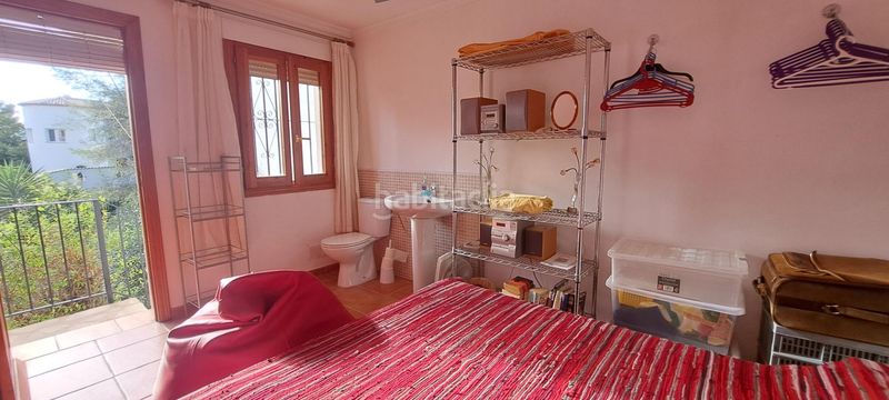 Foto 0dc0829a-d64b-46a2-80ce-2a35695fc139. Maison dans urbanització les bassetes 5 dans Atzúbia (L´)
