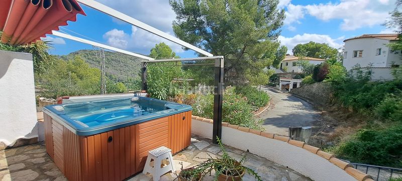 Foto 97cdc2c0-fb2a-43a2-ad92-942052892669. Maison dans urbanització les bassetes 5 dans Atzúbia (L´)