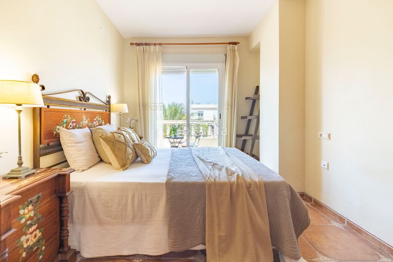 Foto eb378ca1-c949-48ad-83e9-a48a869d1063. Chalet dans carrer de roderic de osona 166 dans Oliva nova Oliva
