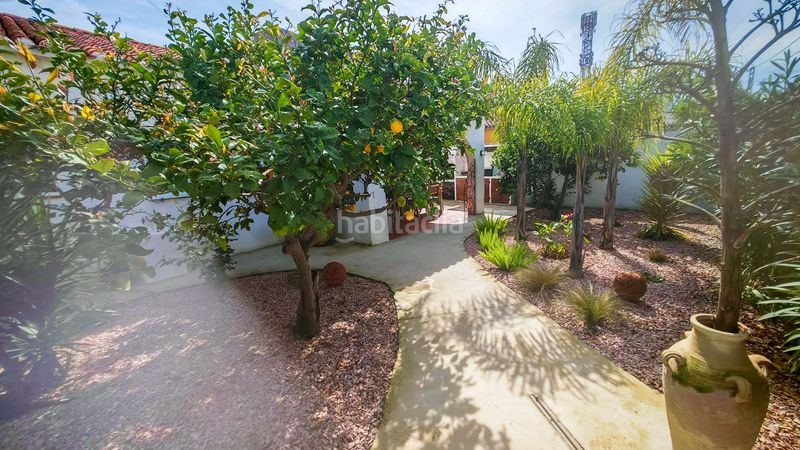 Foto 5fb517a9-14ac-49af-aeec-bb963139fbf3. Xalet a carrer 02 11 a Poblets (els)