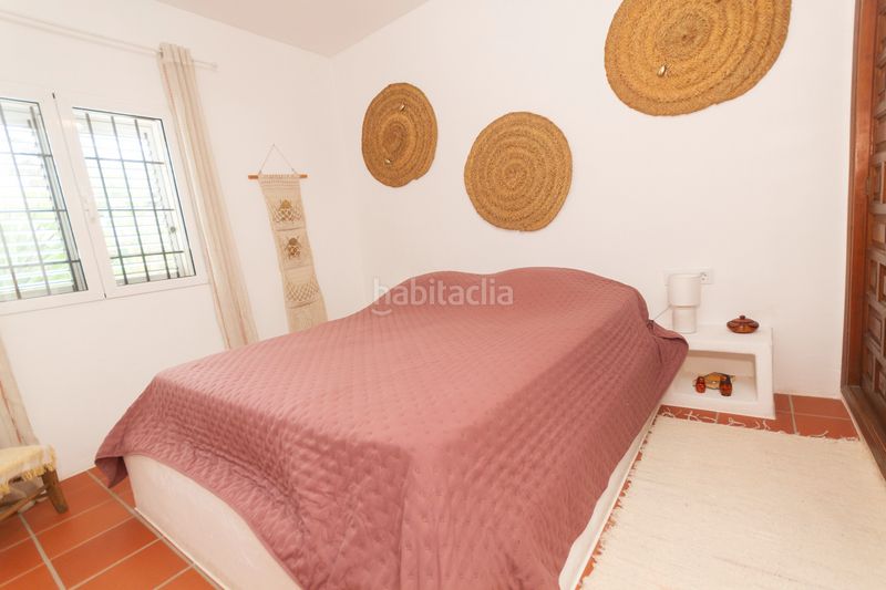 Foto b8e61ab6-5fce-4031-ac00-fe2a1a06239a. Xalet a carrer 02 11 a Poblets (els)