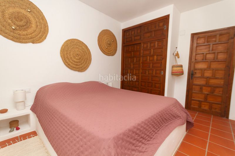 Foto c01d2d17-32b0-4b41-9378-b7a0dc58c2b0. Xalet a carrer 02 11 a Poblets (els)