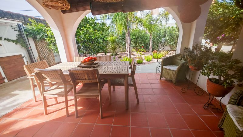 Foto c8738926-56ef-48d0-8faa-4660fd2050e3. Xalet a carrer 02 11 a Poblets (els)