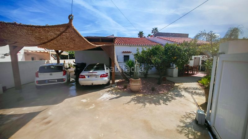 Foto e168d48f-e274-4bbf-ba9b-46d28db43802. Xalet a carrer 02 11 a Poblets (els)