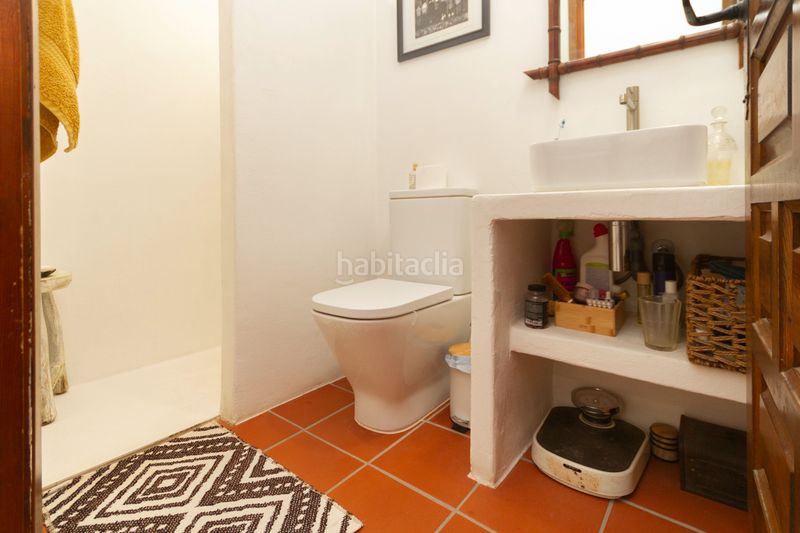 Foto fd5f0aee-893e-4506-84bc-c58c1eb5ce44. Xalet a carrer 02 11 a Poblets (els)