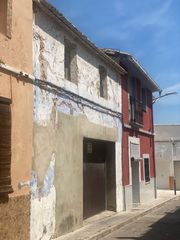 House  Carrer sant blai 105. Casa en pego con gran patio y jardin