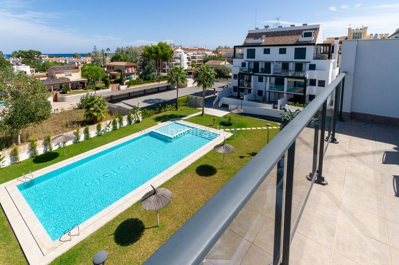 Foto a347af58-ca1f-4f15-afff-3cc96b560404. Penthouse in carrer mar jónica 2 in El Palmar - Los Molinos Dénia
